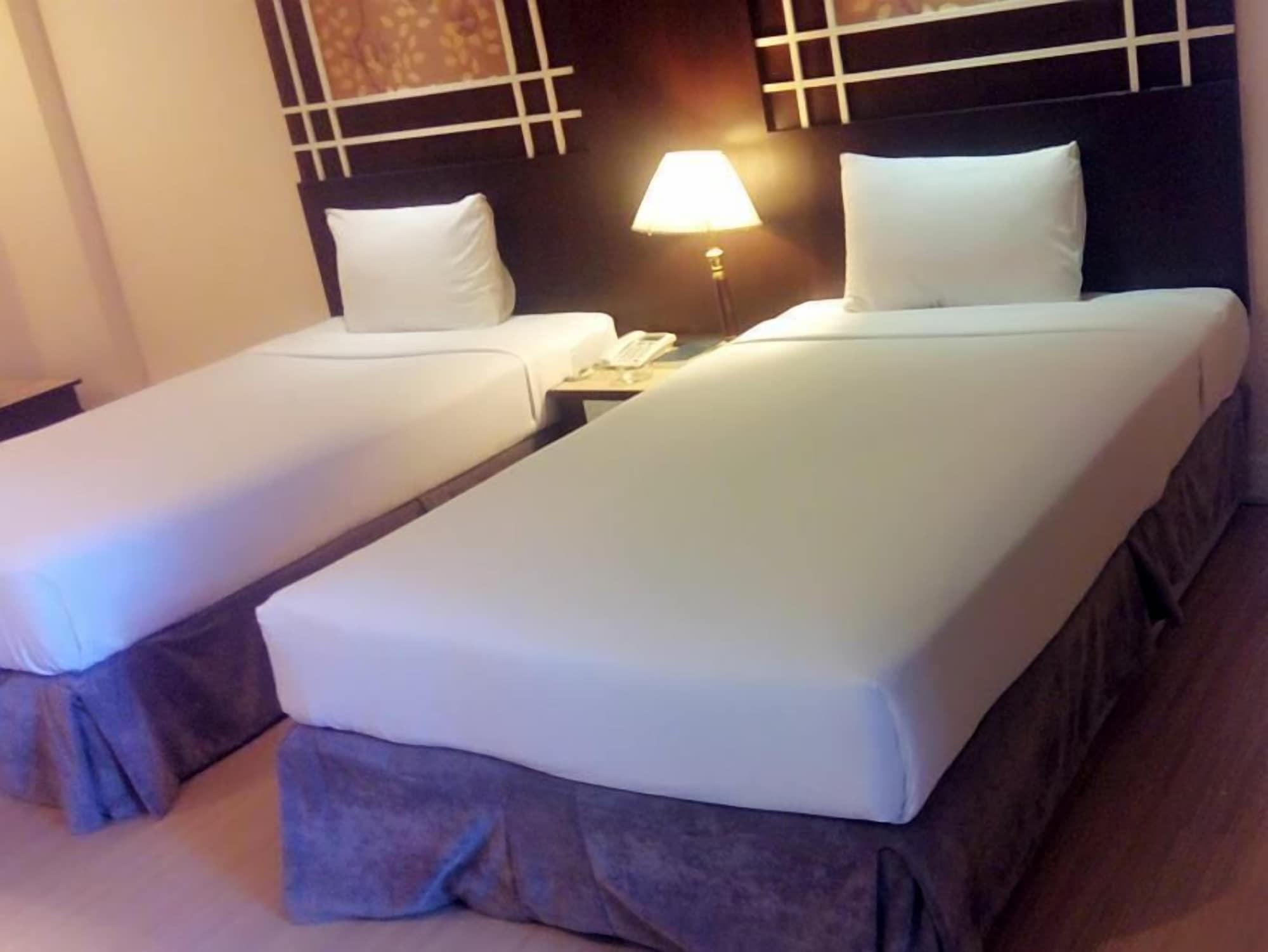 Friendlytel Hotel Хат'яй Екстер'єр фото