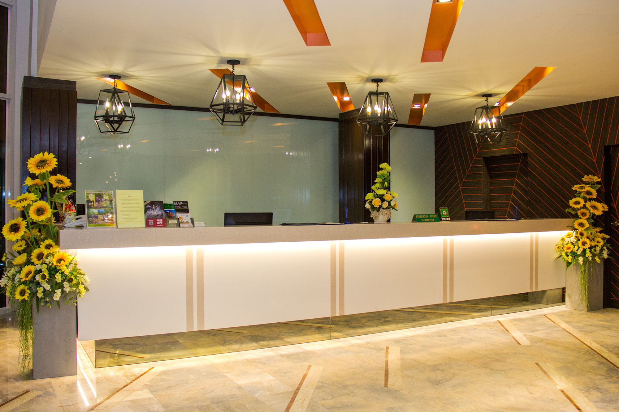Friendlytel Hotel Хат'яй Екстер'єр фото